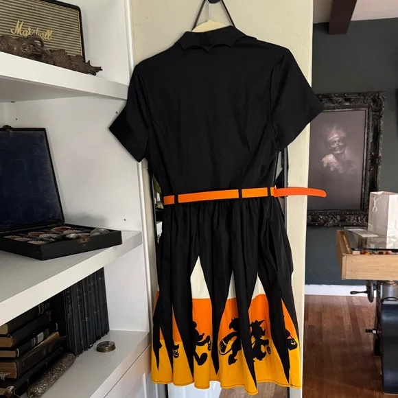 Disney Her Univedse Trick or Treaters Dress NWT - Picture 6 of 9